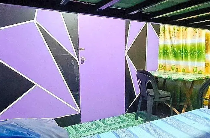 Hotel Yuzons Bedspacer And Transient Staycation Manila