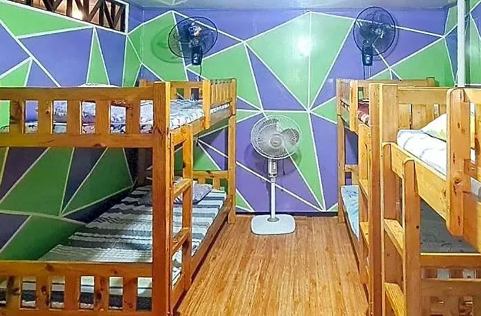 Yuzons Bedspacer And Transient Staycation * Manila