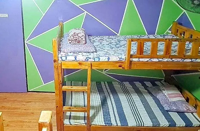 Yuzons Bedspacer And Transient Staycation Manila